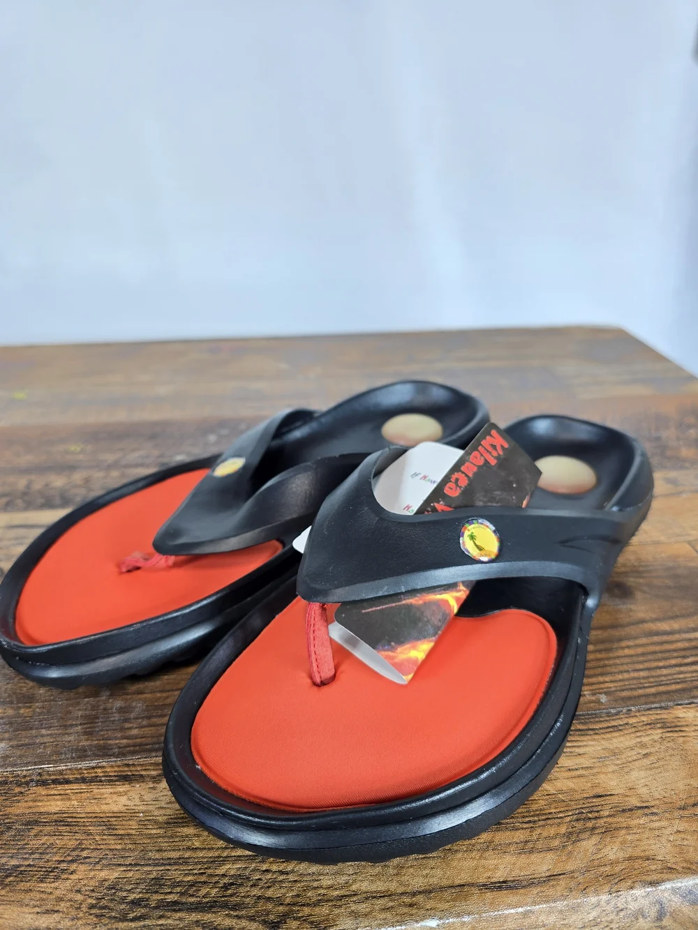 Hawaiian Jellys Men's Black and Red Comfort Flip Flops Sandals Size 7